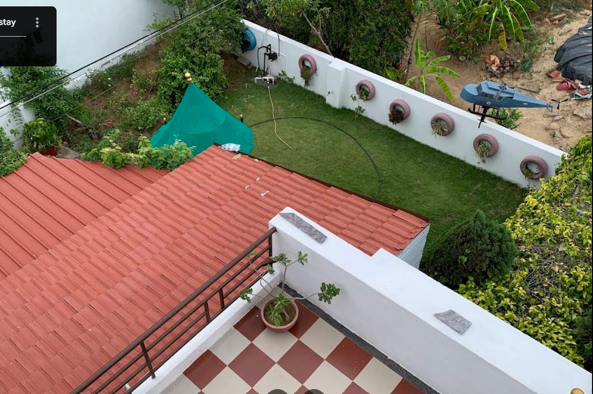 Outdoor sitout space at Amaravathy Homestay